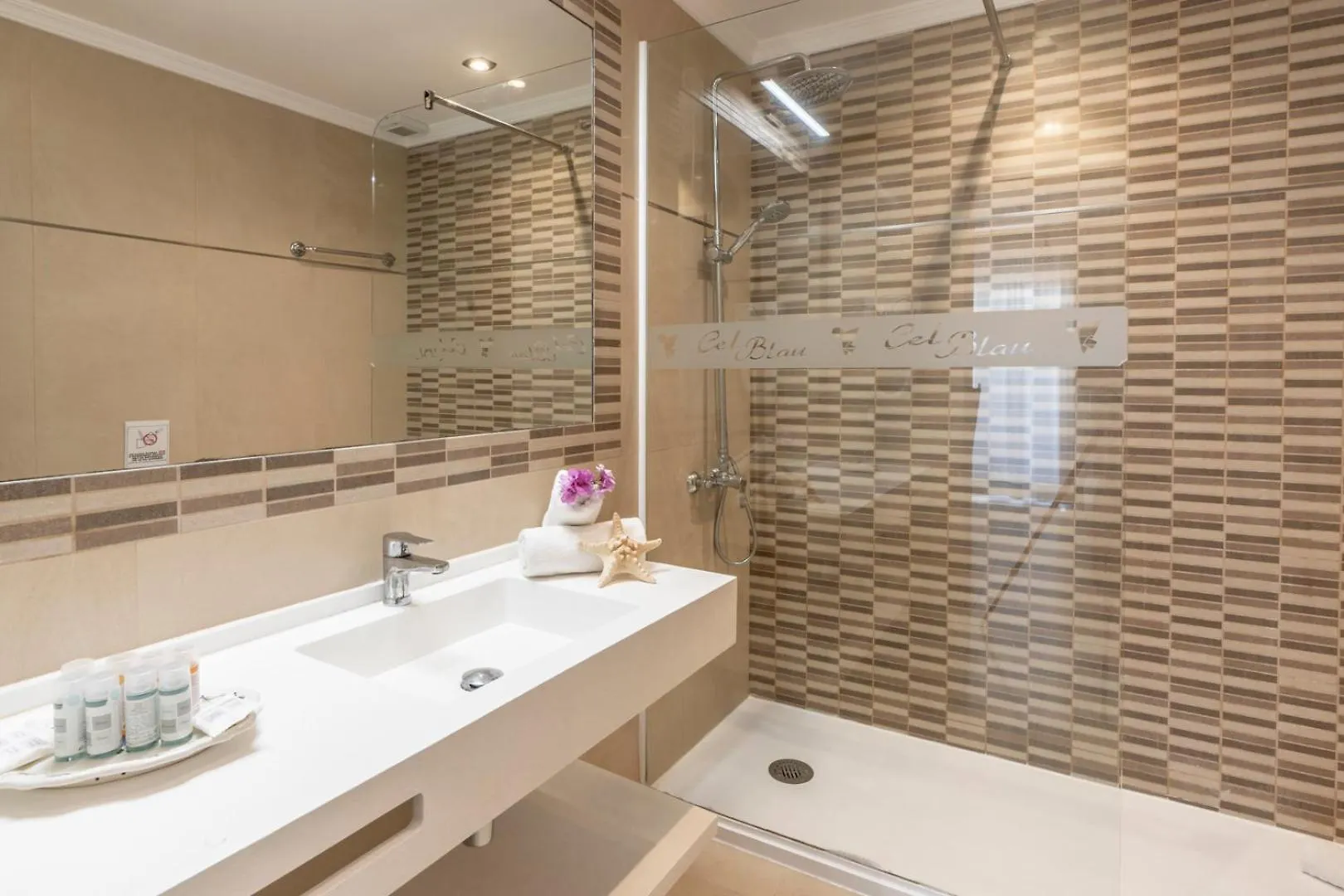Apartamentos Cel Blau Santa Eularia des Riu